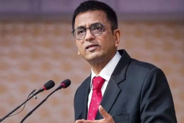 महिलाकर्मी को क्यों देते हैं वर्क फ्रॉम होम? CJI ने बताया पत्नी से कैसे हुए इंस्पायर
