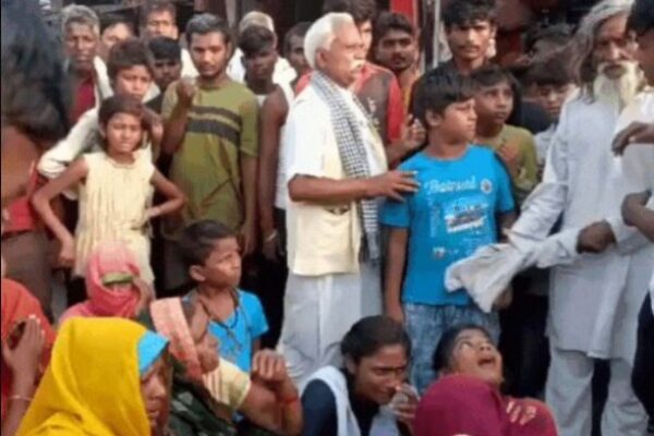 भाई को पीटते रहे, मदद के लिए चिल्लाती रही बहन; प्रयागराज में 9वीं के छात्र को पीट-पीटकर मार डाला