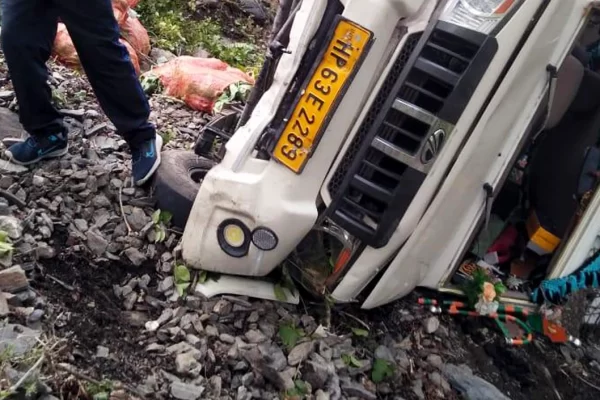 BREAKING राजस्थान : कार और टैंकर की टक्कर में दंपति और डेढ़ साल की बच्ची की मौत